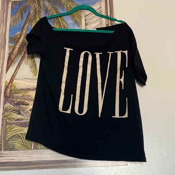 Tops - Off shoulder tee size xxl